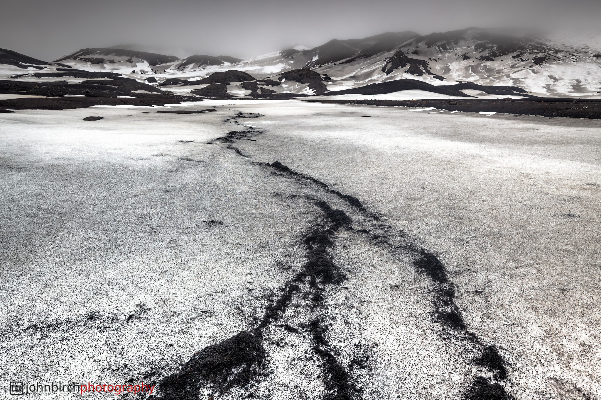 Volcanic Ash trails in the Snow · Deception Island